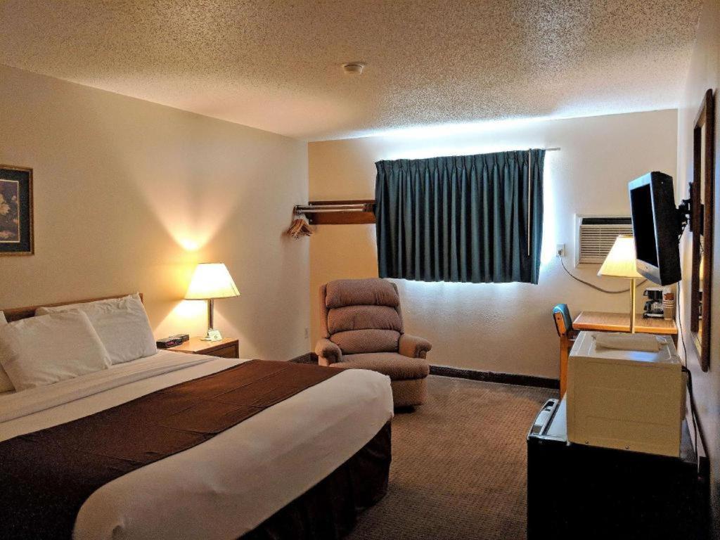 Americas Best Value Inn Torrington Exterior foto